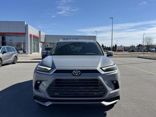 2026 Toyota Highlander Hybrid Base