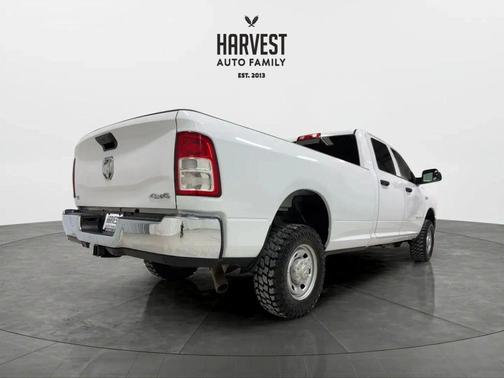 2022 RAM 2500 Tradesman Crew Cab 4x4 8' Box