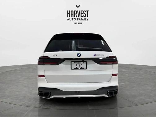 2024 BMW X7 M60i