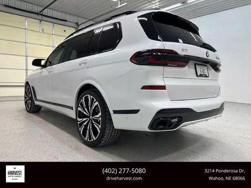 2024 BMW X7 M60i