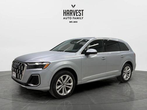 Satellite Silver Metallic 2025 Audi Q7 55 Premium Plus
