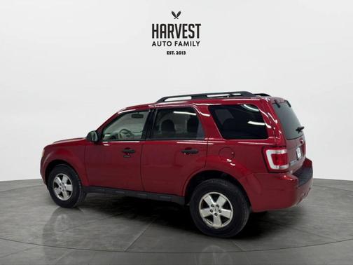 Red 2009 Ford Escape XLT