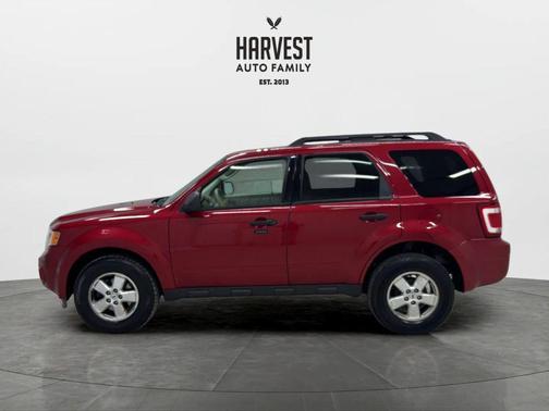 Red 2009 Ford Escape XLT