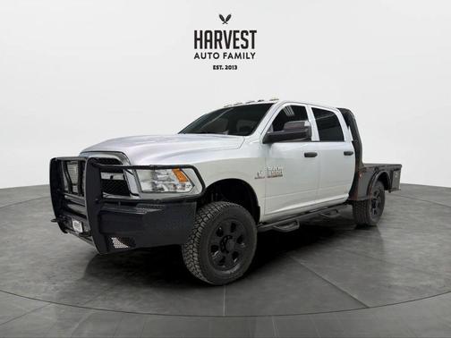 2018 RAM 2500 Tradesman Crew Cab 4x4 6'4' Box