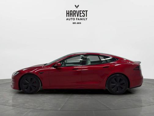 2023 Tesla Model S Plaid