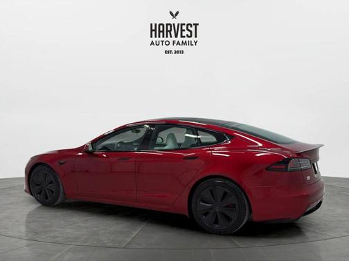 2023 Tesla Model S Plaid