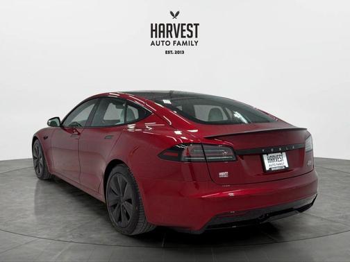 2023 Tesla Model S Plaid