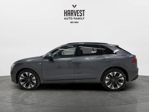 2025 Audi Q8 55 Prestige
