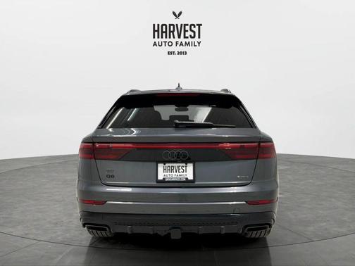 2025 Audi Q8 55 Prestige