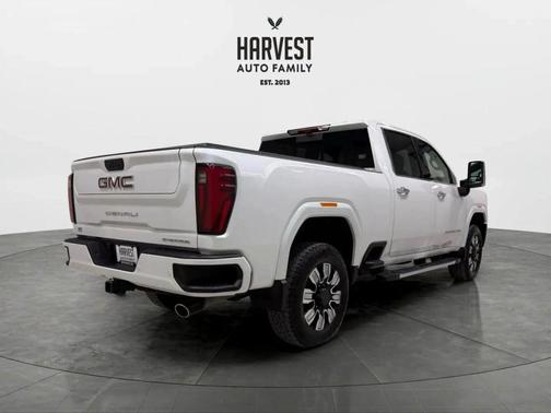 2024 GMC Sierra 2500 Denali