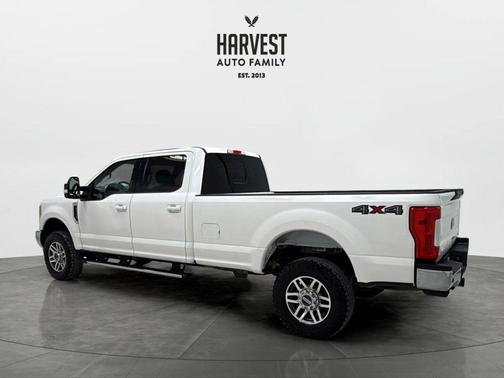 White Platinum Metallic Tri-Coat 2017 Ford F-350 Lariat
