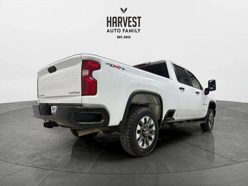 2024 Chevrolet Silverado 2500 Custom