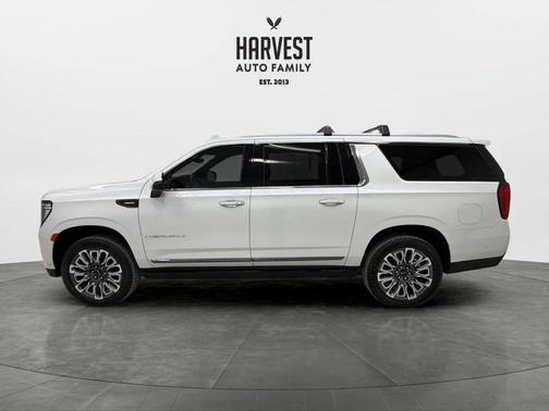 2023 GMC Yukon XL Denali Ultimate