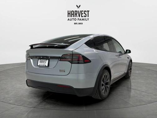 2025 Tesla Model X Plaid