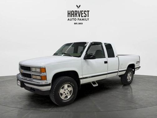 White 1995 Chevrolet 1500 Fleetside