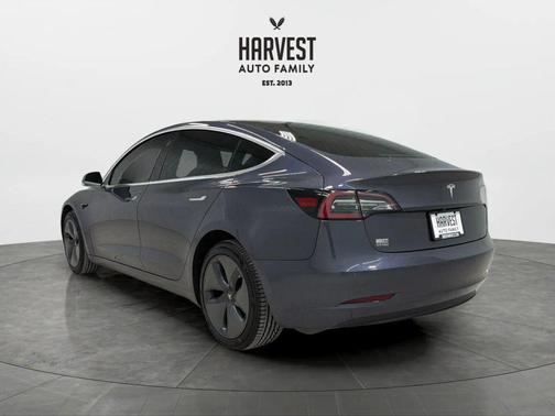 2019 Tesla Model 3 Mid Range