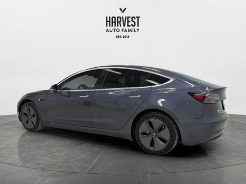 2019 Tesla Model 3 Mid Range