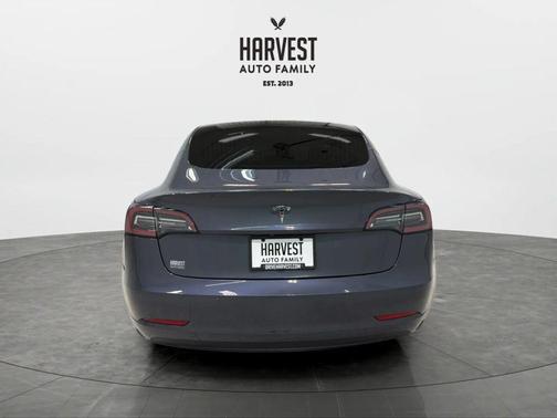 2019 Tesla Model 3 Mid Range