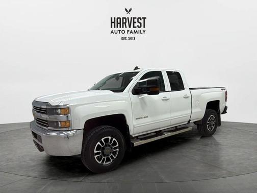 Summit White 2018 Chevrolet Silverado 2500 LT