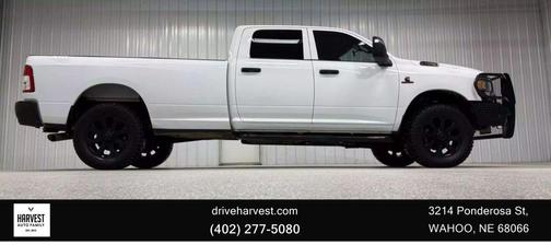 2023 RAM 3500 Tradesman Crew Cab 4x4 8' Box