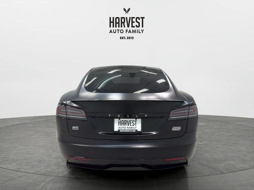 Black 2024 Tesla Model S Plaid