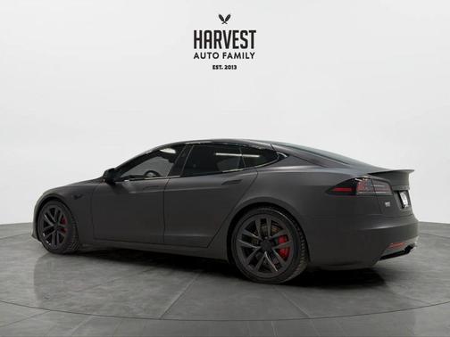 2024 Tesla Model S Plaid