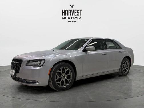 2018 Chrysler 300 S