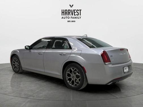 2018 Chrysler 300 S
