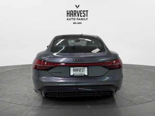 2022 Audi e-tron GT Prestige