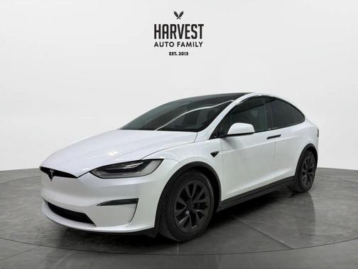 2023 Tesla Model X Standard Range