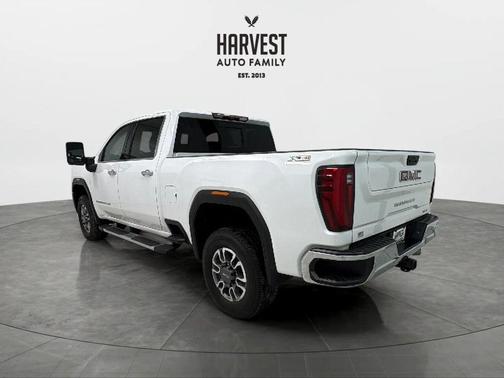 2024 GMC Sierra 2500 SLT