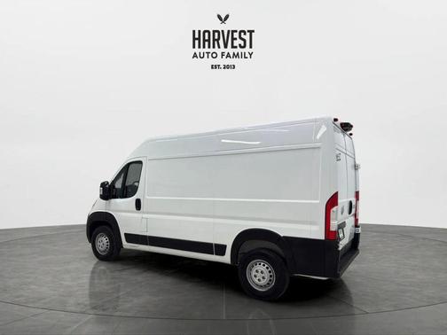 Bright White 2025 RAM ProMaster 2500 Tradesman