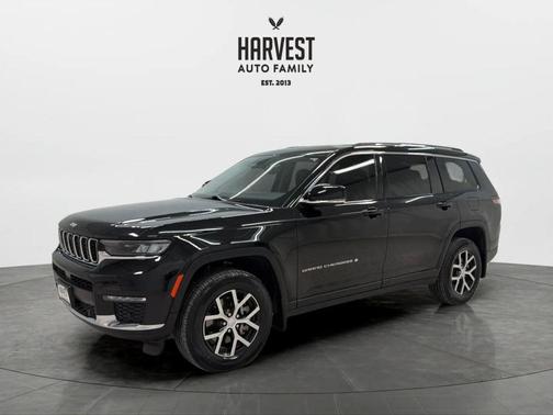 Diamond Black Crystal Pearlcoat 2023 Jeep Grand Cherokee L Limited