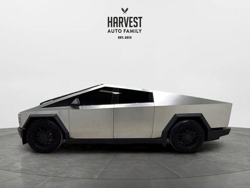 Stainless Steel 2024 Tesla Cybertruck Cyberbeast