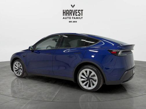 2026 Tesla Model Y Launch Series Long Range Sport Utility 4D