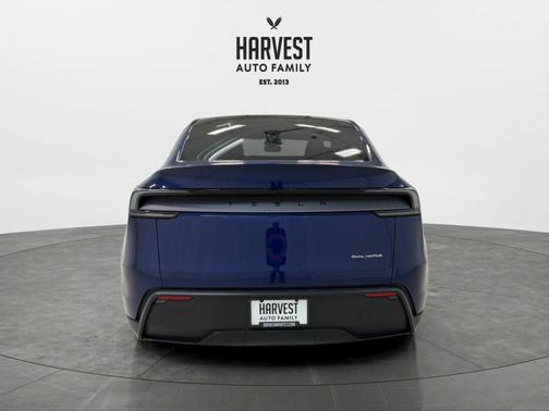 2026 Tesla Model Y Launch Series Long Range Sport Utility 4D