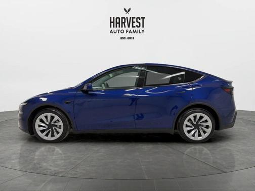2026 Tesla Model Y Launch Series Long Range Sport Utility 4D