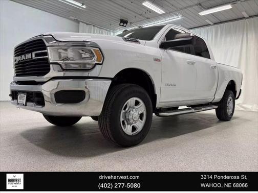 2019 RAM 2500 Big Horn Crew Cab 4x4 6'4' Box