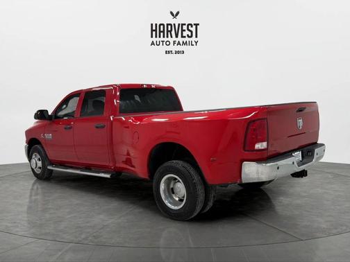 2018 RAM 3500 Tradesman Crew Cab 4x2 8' Box