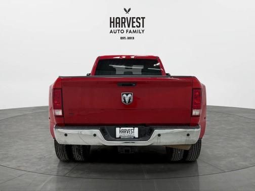 2018 RAM 3500 Tradesman Crew Cab 4x2 8' Box