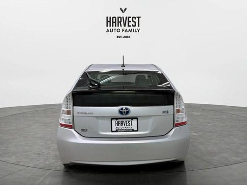 Classic Silver Metallic 2011 Toyota Prius II