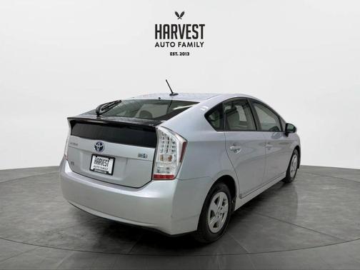 Classic Silver Metallic 2011 Toyota Prius II