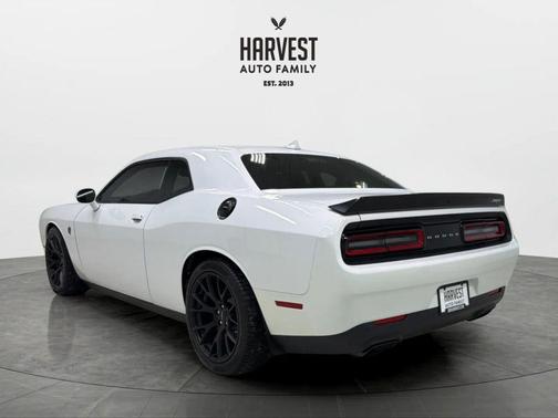 2015 Dodge Challenger SRT Hellcat