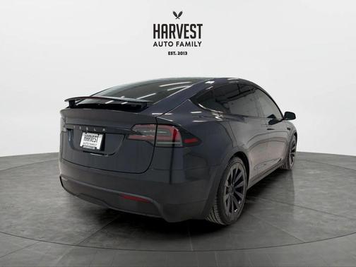 2024 Tesla Model X Long Range