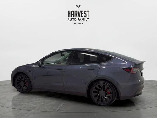 Gray 2022 Tesla Model Y Performance Dual Motor All-Wheel Drive