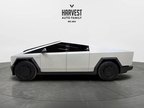 2024 Tesla Cybertruck Cyberbeast