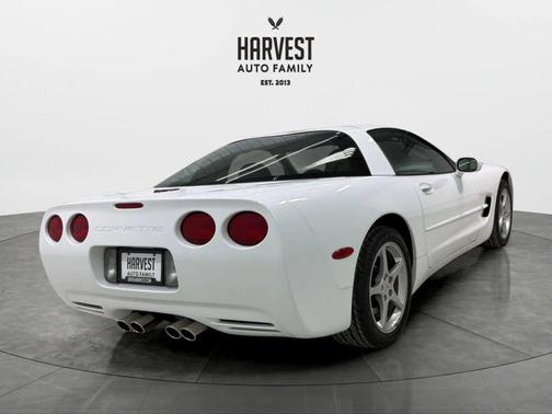 2000 Chevrolet Corvette Base