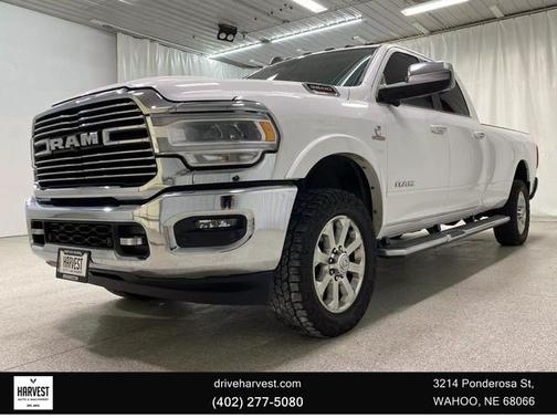 2020 RAM 3500 Laramie Crew Cab 4x4 8' Box