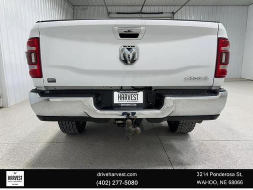 2020 RAM 3500 Laramie Crew Cab 4x4 8' Box