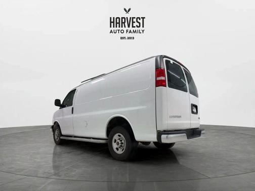 2023 GMC Savana 2500 Work Van